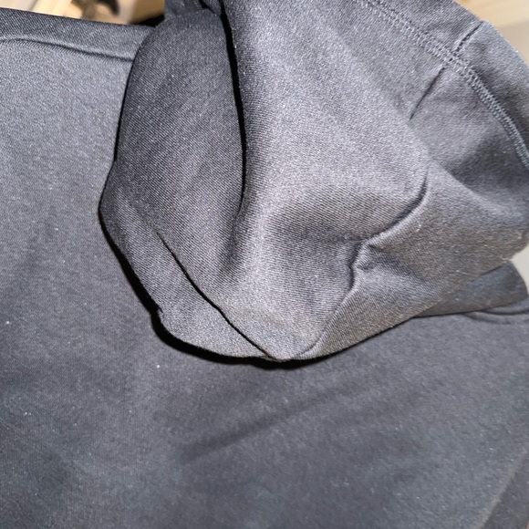 Cropped Zara Black Hooded Sweater - Picture 11 of 11